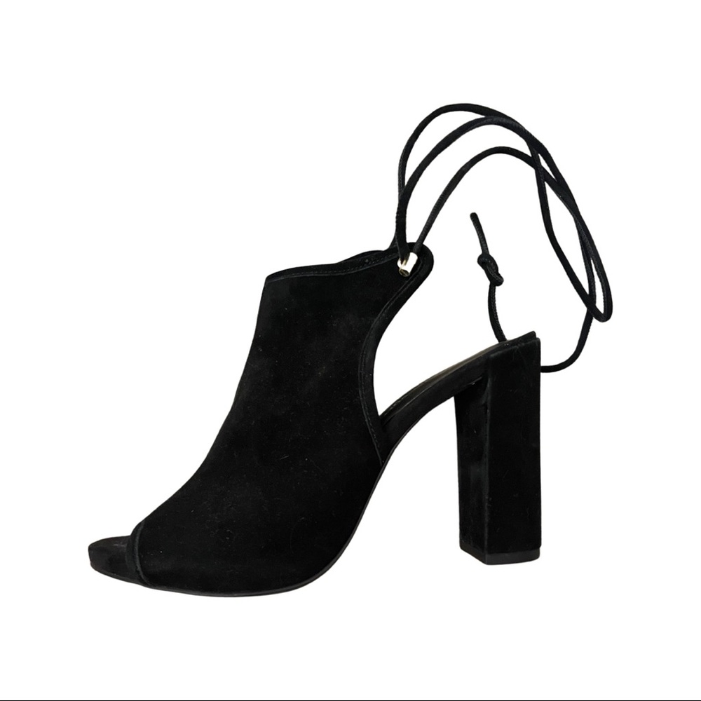 Kenneth Cole Clara lace up block heel